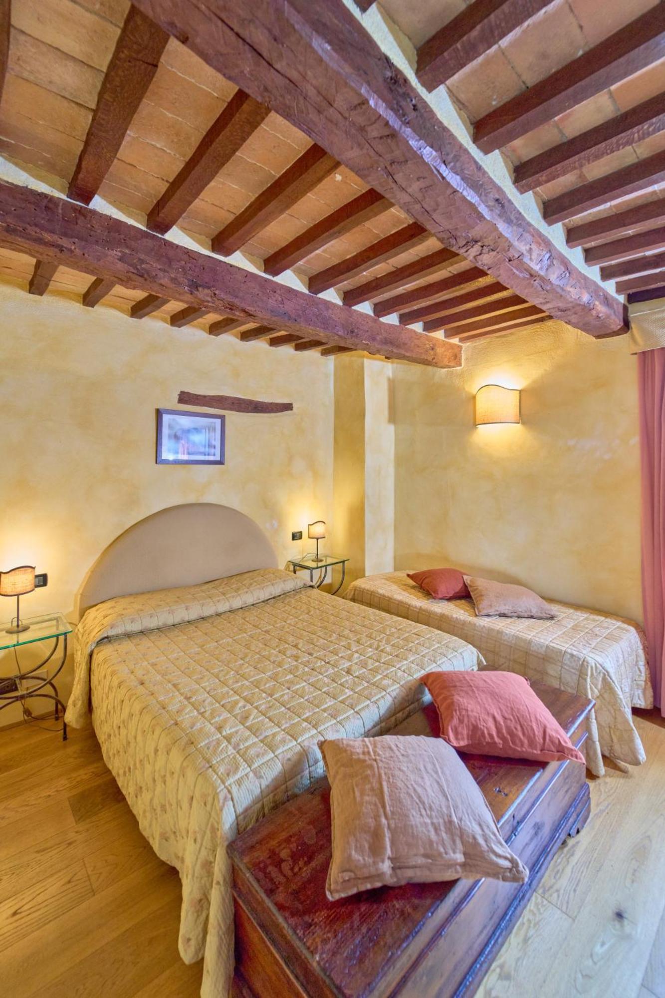 Borgo Fastelli Aparthotel Sarteano Exterior foto